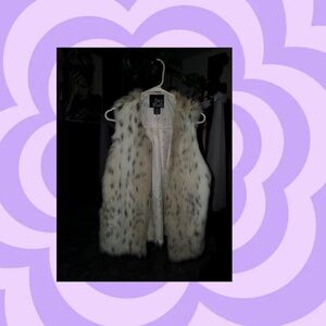Say What? Faux Fur Vest in Cream and Black